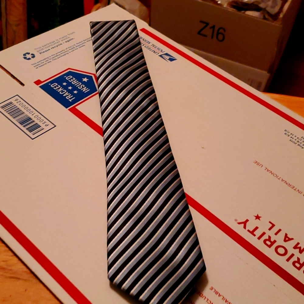 Classic Striped Black and Gray Tie